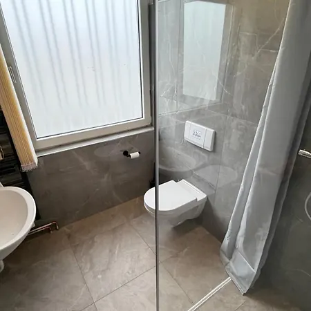 J&r Gaestezimmer Kassel Pensjonat *