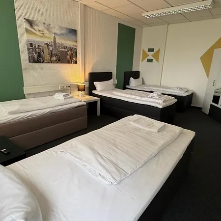 J&r Gaestezimmer Kassel *