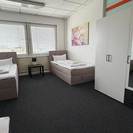 J&r Gaestezimmer Kassel *